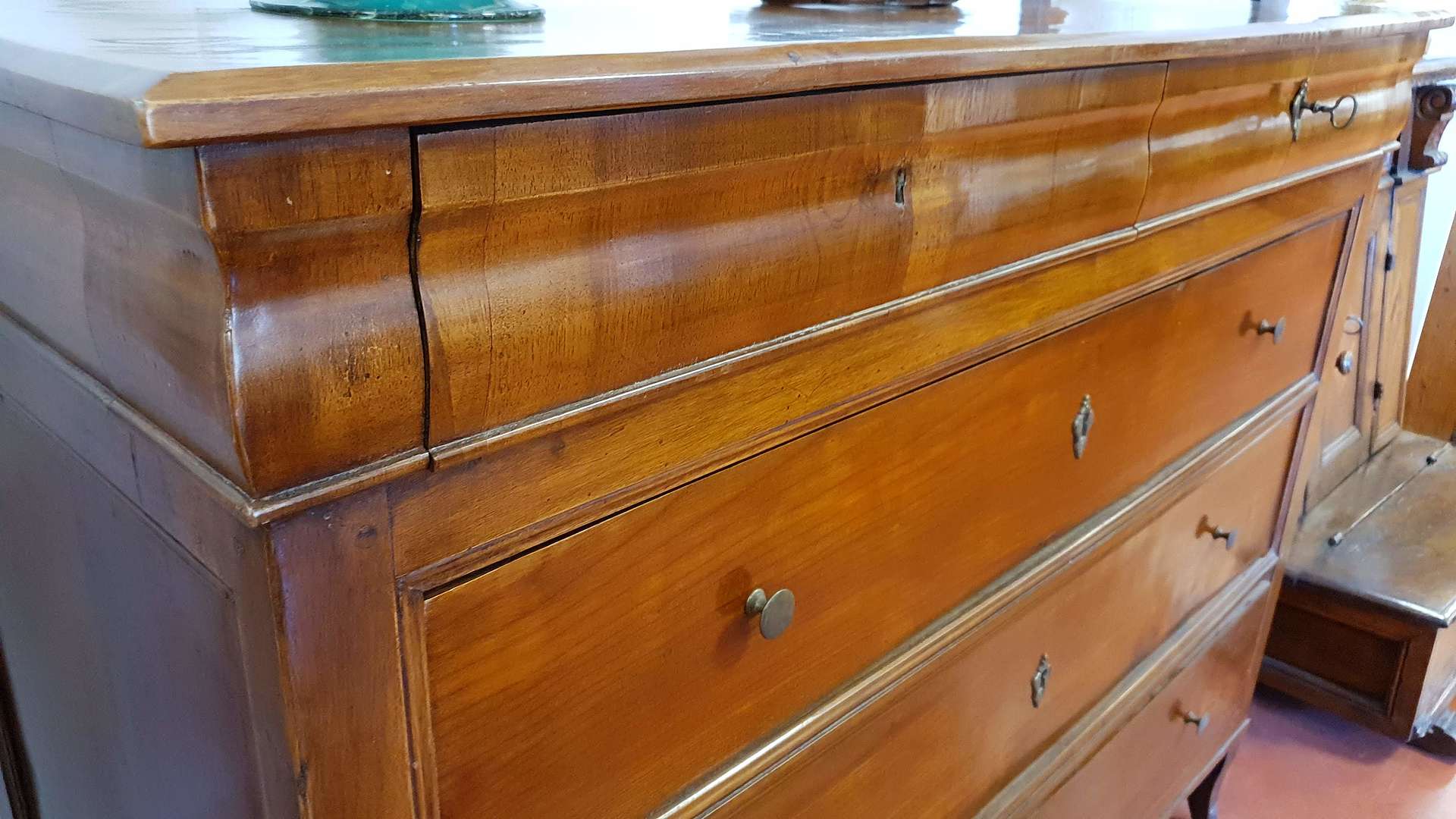 Antique Cherry Chest Of Drawers Drawers