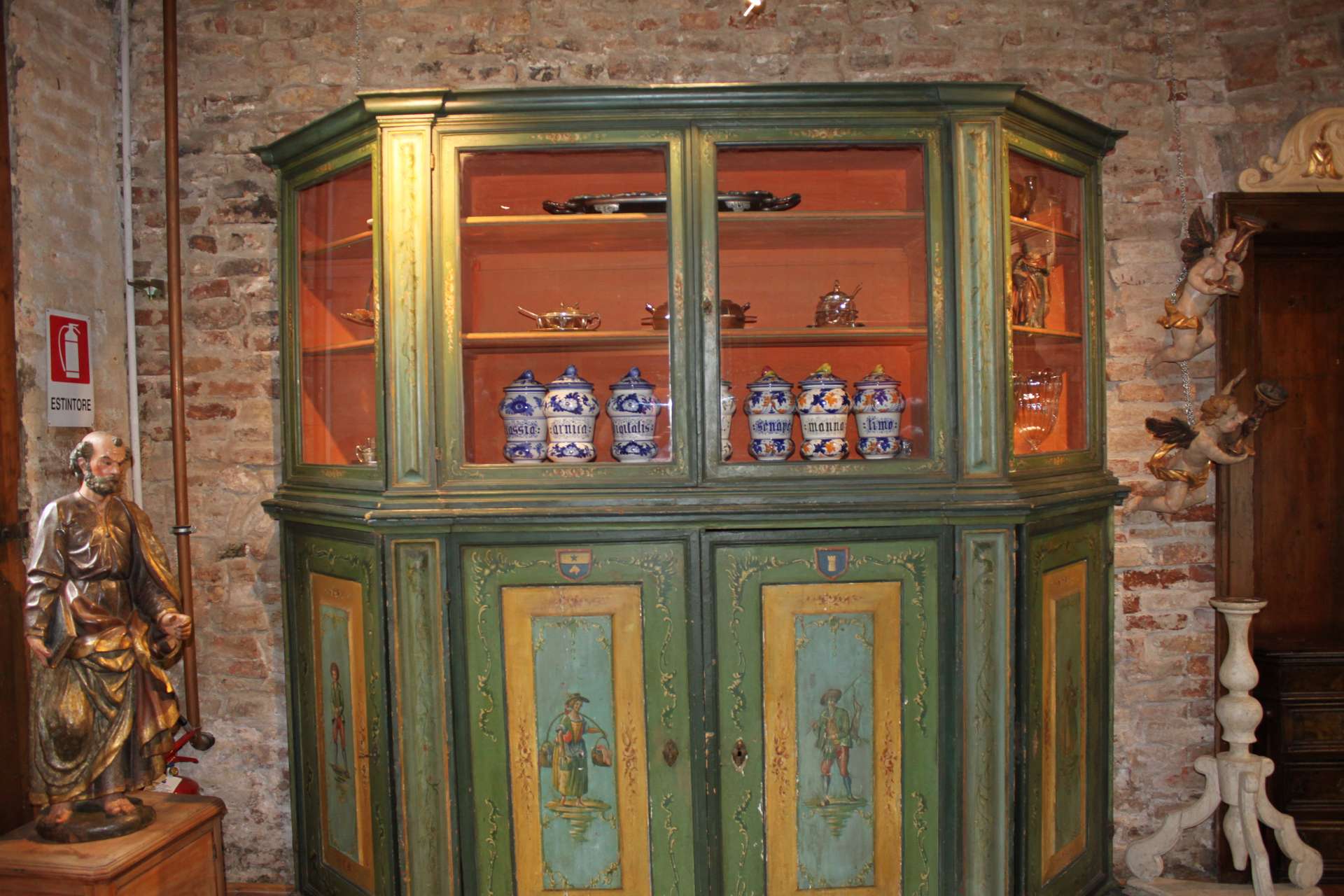 Credenzavetrina antica Credenza Antica e Vetrina Antica